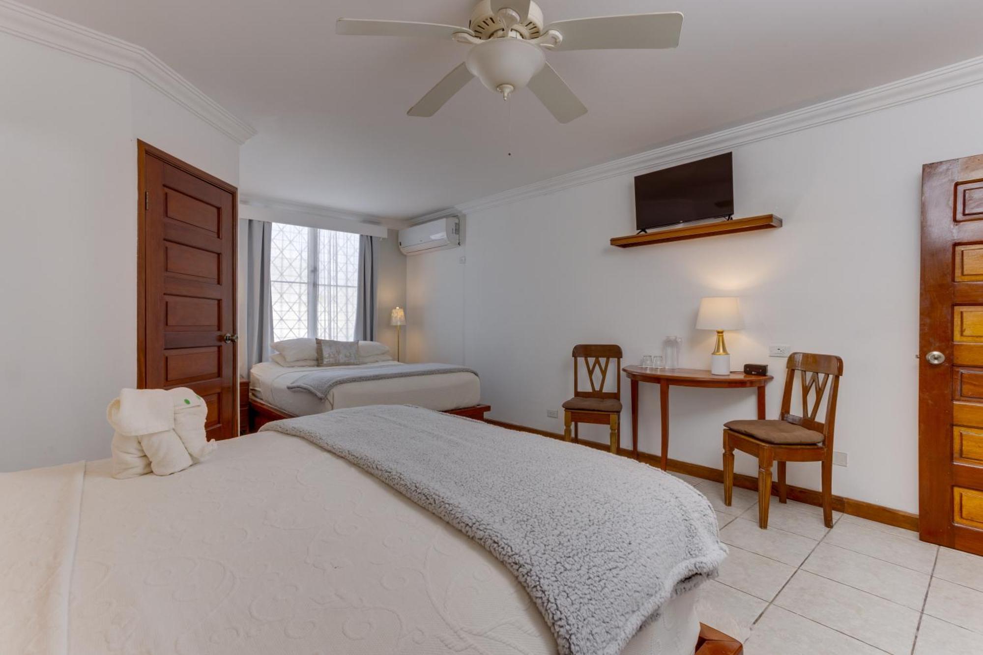 Villa Boscardi เบลีซซิตี้ ภายนอก รูปภาพ