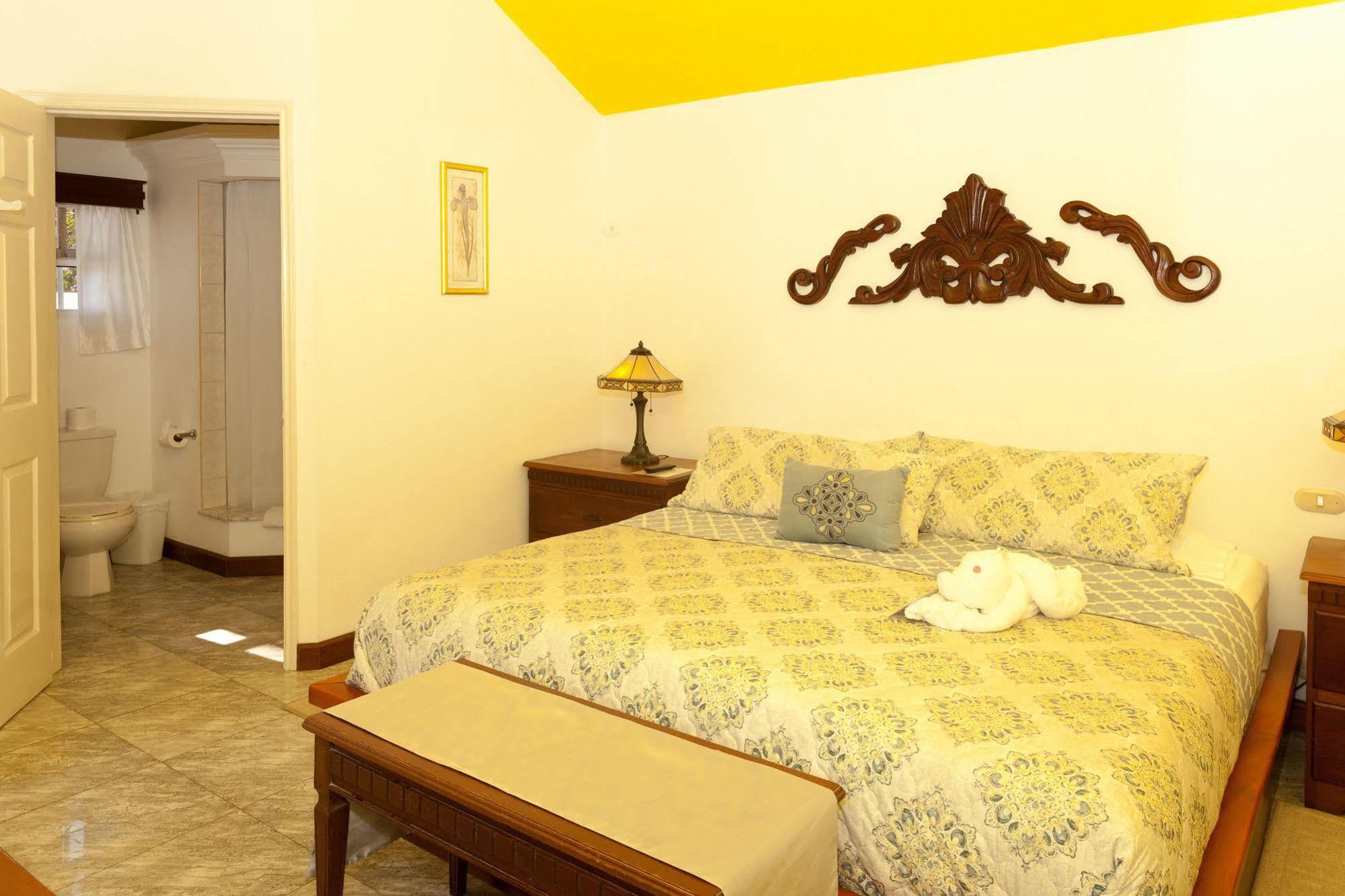 Villa Boscardi เบลีซซิตี้ ภายนอก รูปภาพ